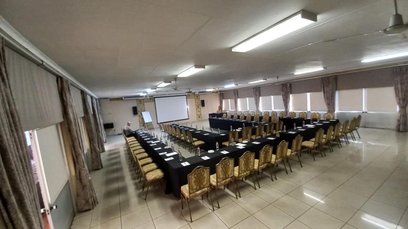 Midrand Conference Centre Hotel Екстериор снимка