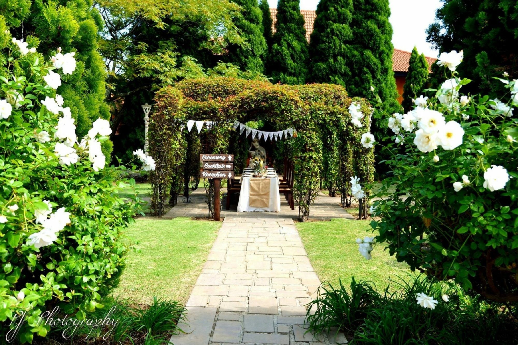 Midrand Conference Centre Hotel Екстериор снимка